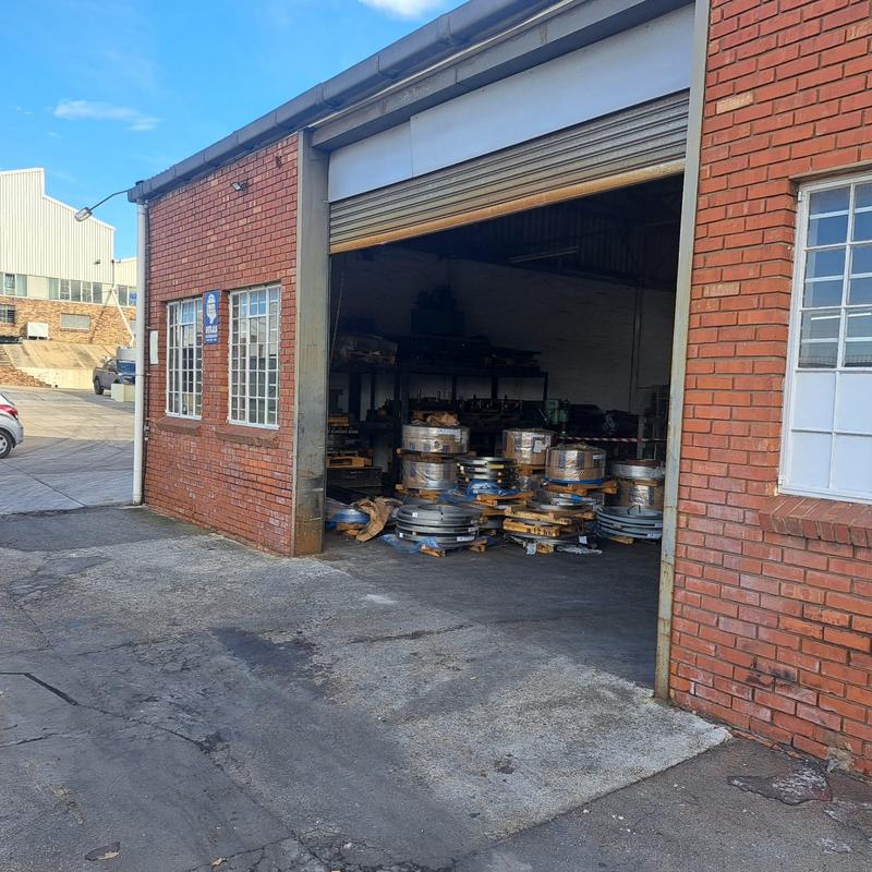 To Let Commercial Property for Rent in Neave Industrial Eastern Cape